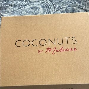 Coconuts by Matisse Tan cork sandals size 9